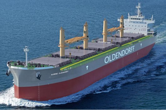 The 61,090-dwt bulk carrier Alwine Oldendorff.