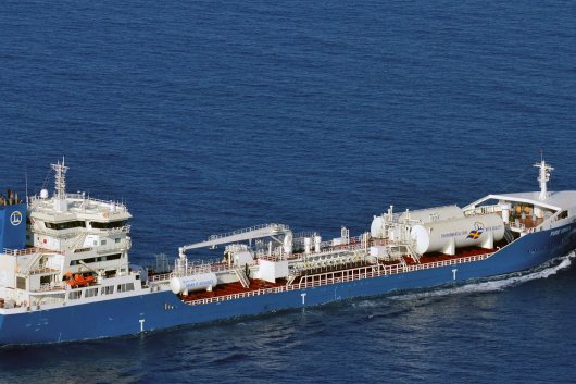 Furetank Rederi's newbuild chemical tanker, the Fure Vinga, is able to run on both liquefied natural gas (LNG) and liquefied biogas (LBG).