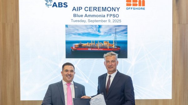 Miguel Hernandez and Olivier Icyk at AiP for FPSO.