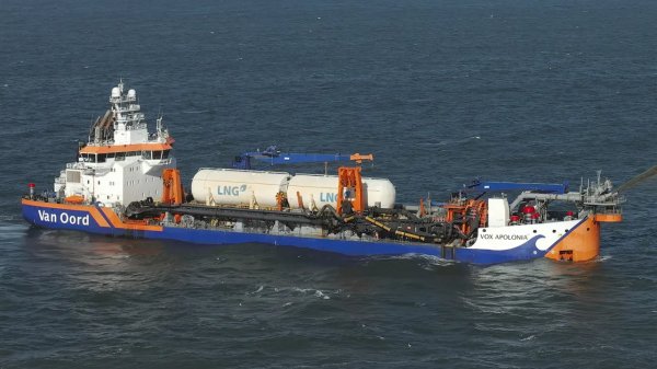 Van Oord's Vox Apolonia.