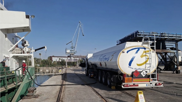 Viroque Energy bunkering operation at Port of Seville.