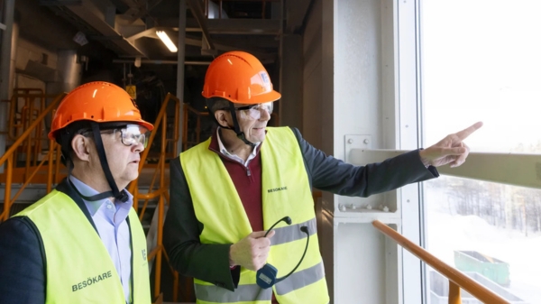 Jan Ridfeldt and Claes Fredriksson at Umeå Energi facility.