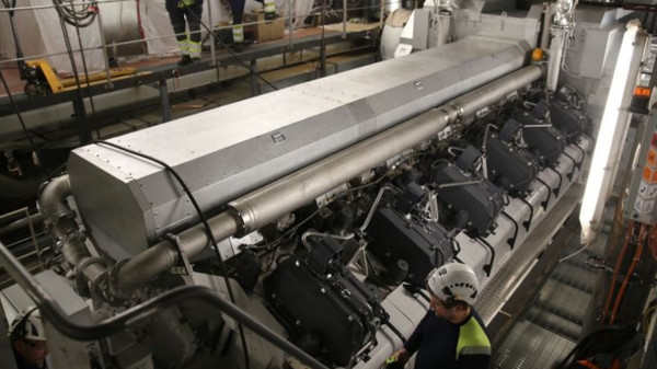 Legend of the Seas main engine startup.