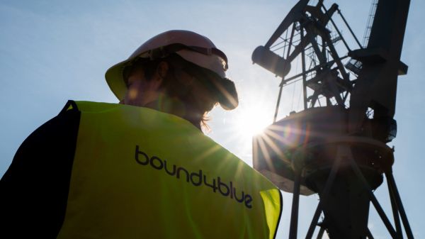 Bound4blue worker in safety gear.