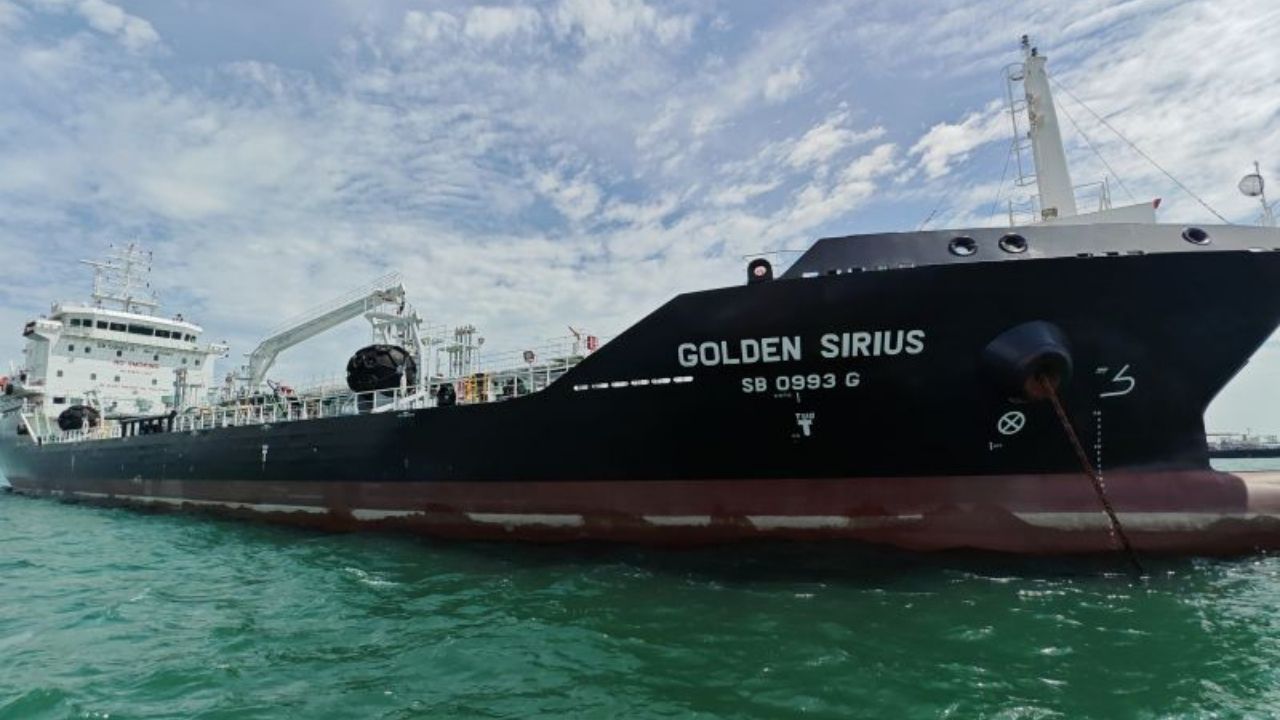 Golden Sirius vessel.