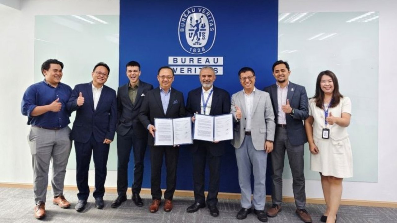 Bureau Veritas and Straits Bio-LNG sign MoU.