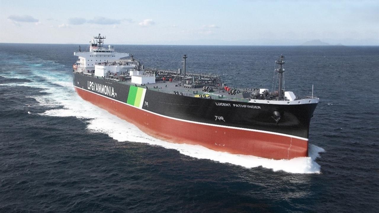 Lucent Pathfinder vessel.