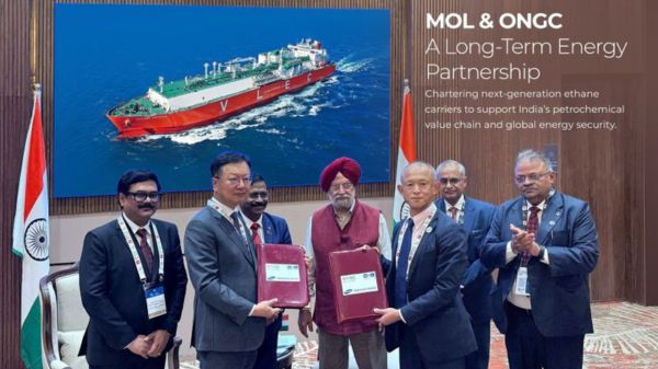MOL and ONGC VLEC long-term charter signing.