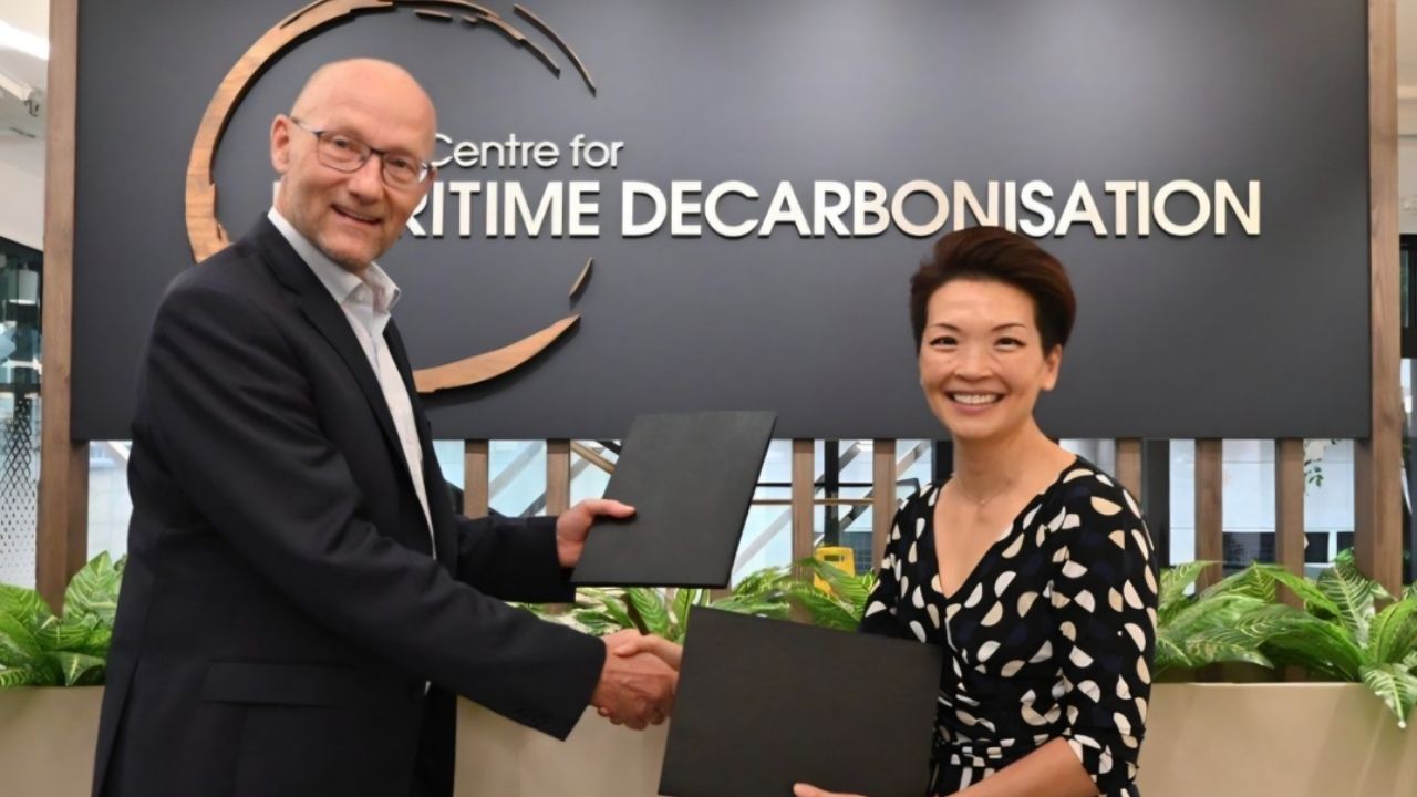 Rick Boom, CIMAC and Professor Lynn Loo, GCMD.