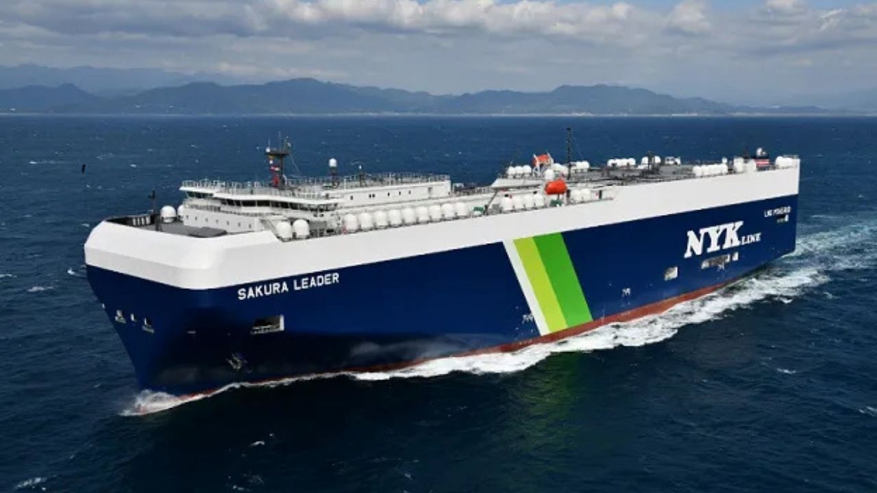 Sakura Leader vessel.