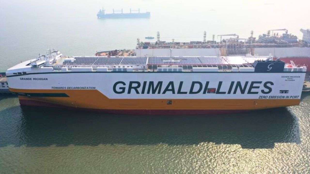 Grande Michigan vessel.