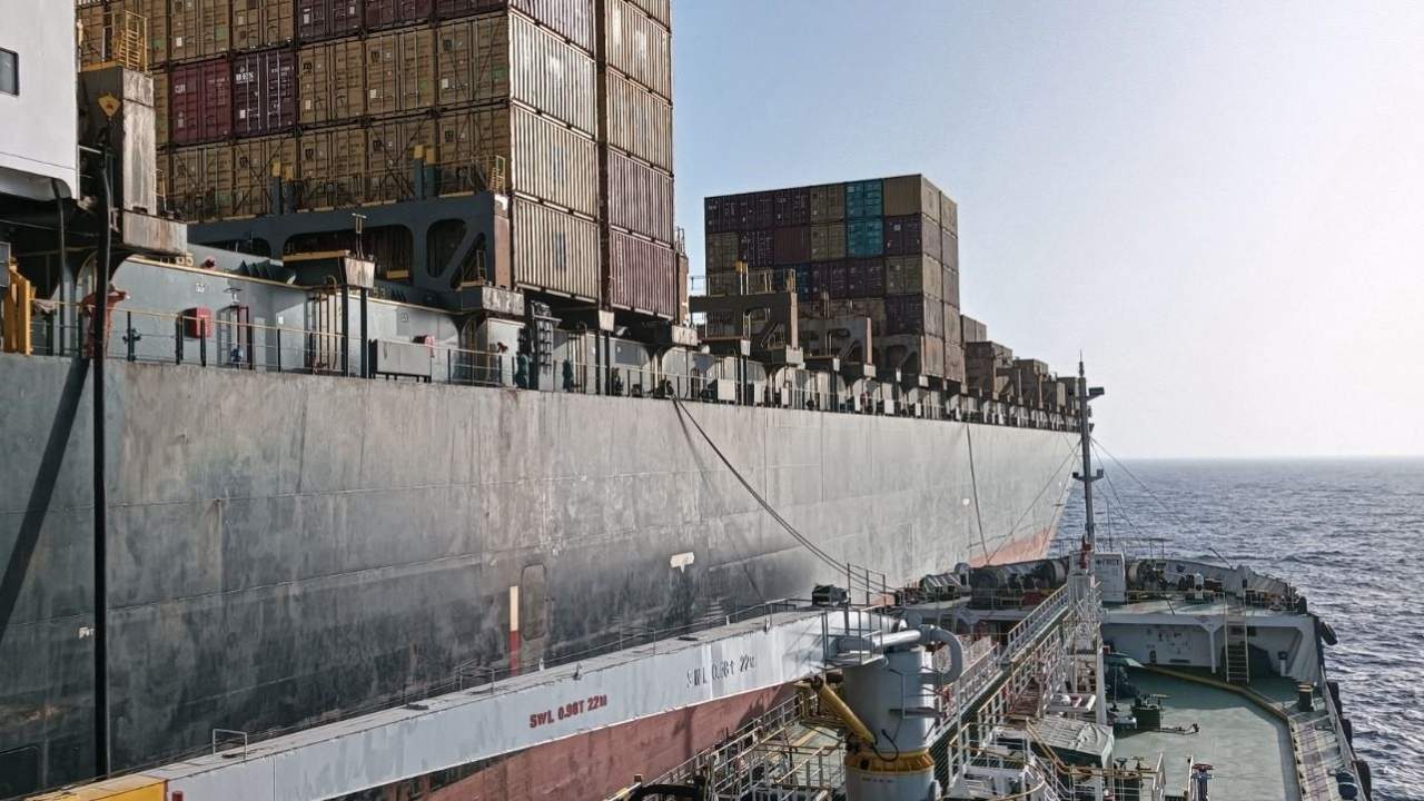 Marine ISTA alongside MSC Apollo vessel.