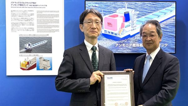 AiP handover ceremony for ammonia-fuelled Panamax bulk carrier.