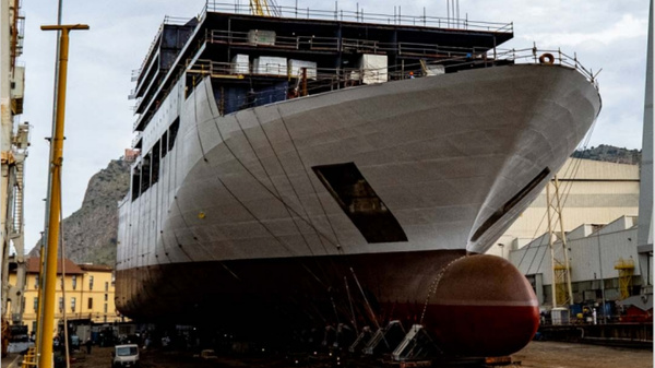 Bow of the Explora V vessel.