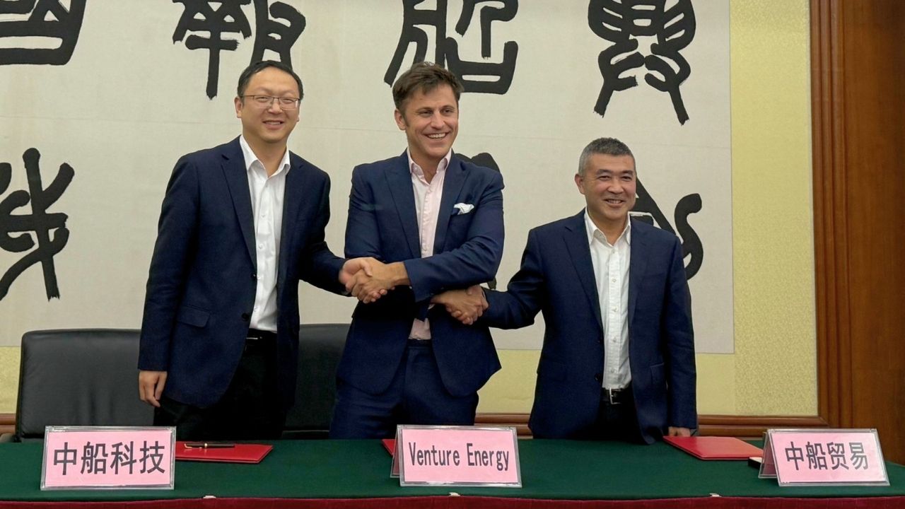 Venture Energy, CSST and CSTC MoU signing.