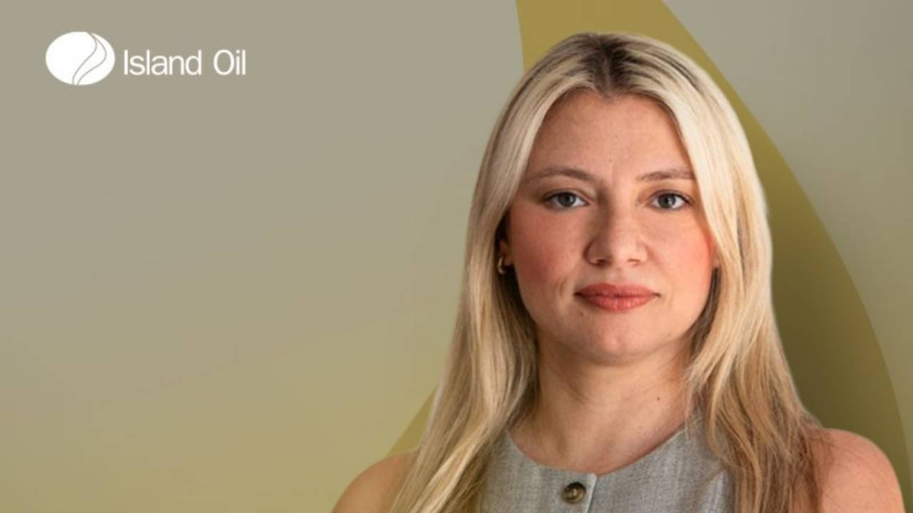 Eirini Pasanta, Island Oil.