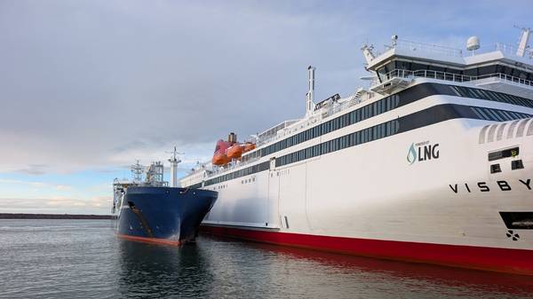 Avenir Ascension and Visby ship-to-ship (STS) bio-LNG bunkering operation.