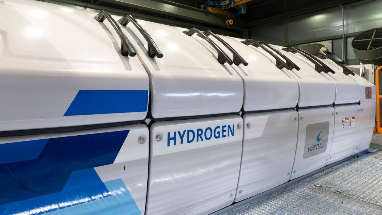 Wärtsilä hydrogen engine.