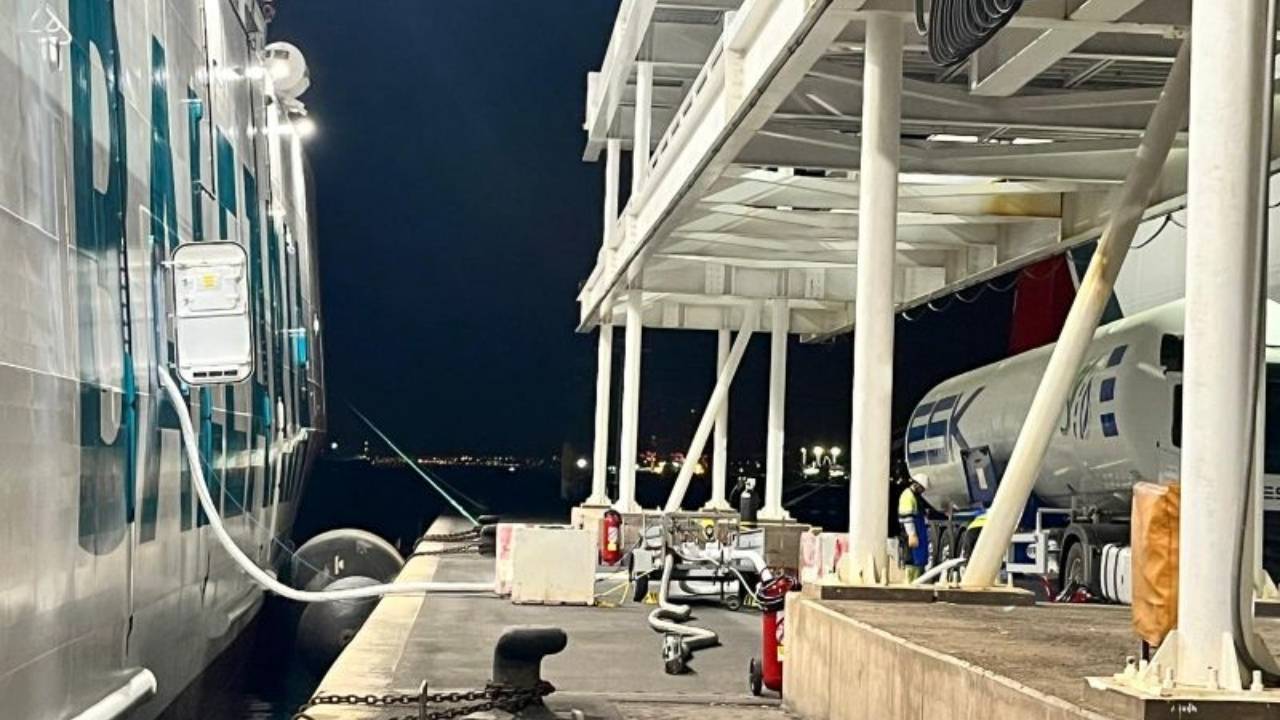 Mercedes Pinto vessel TTS LNG bunkering.