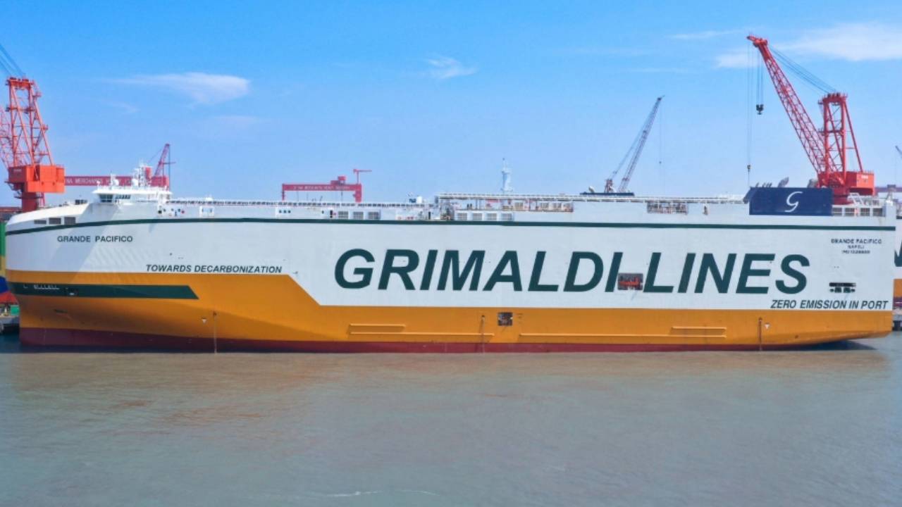 Grande Pacifico vessel.