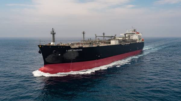 Lumi Aurora vessel.