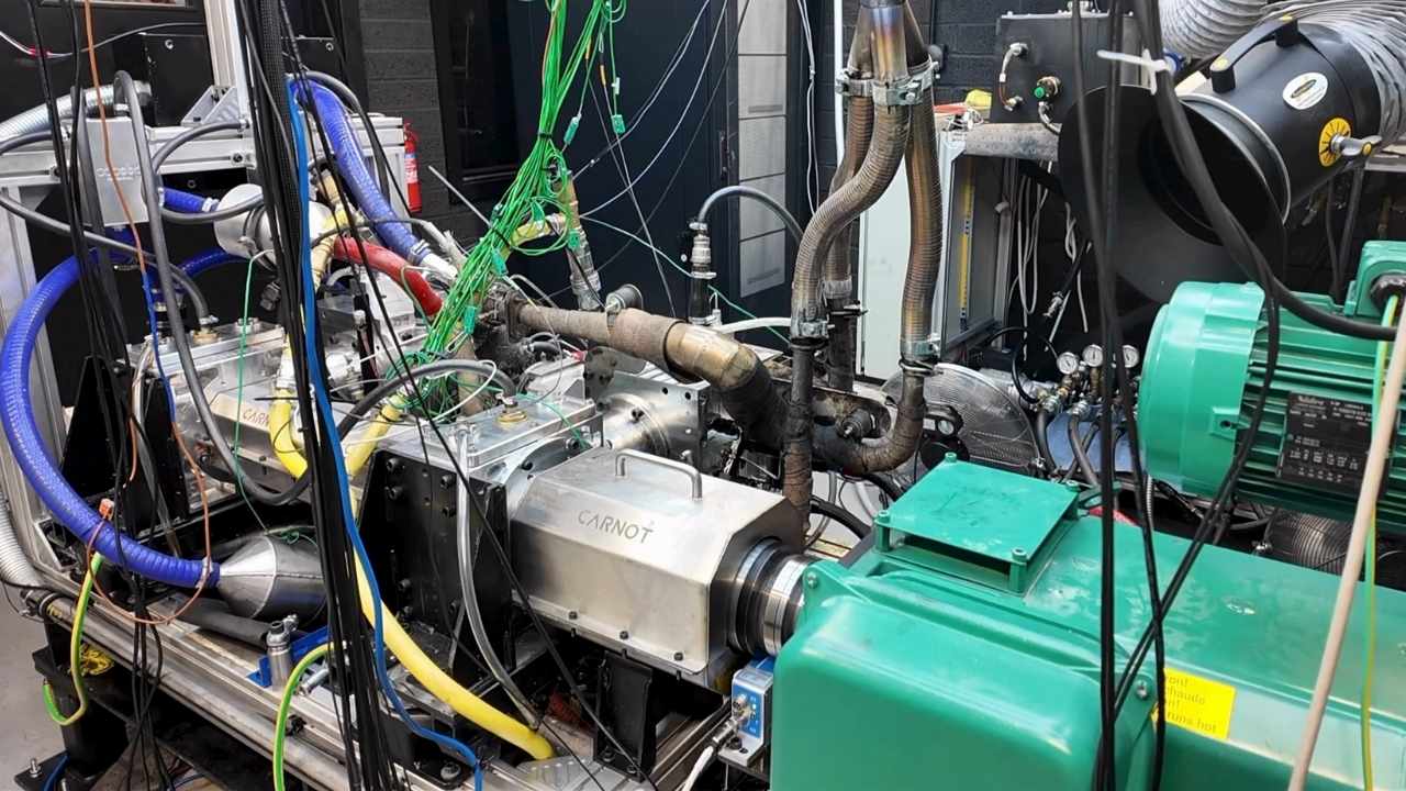 Carnot multi-fuel engine.