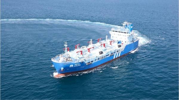 Seto Azure vessel.