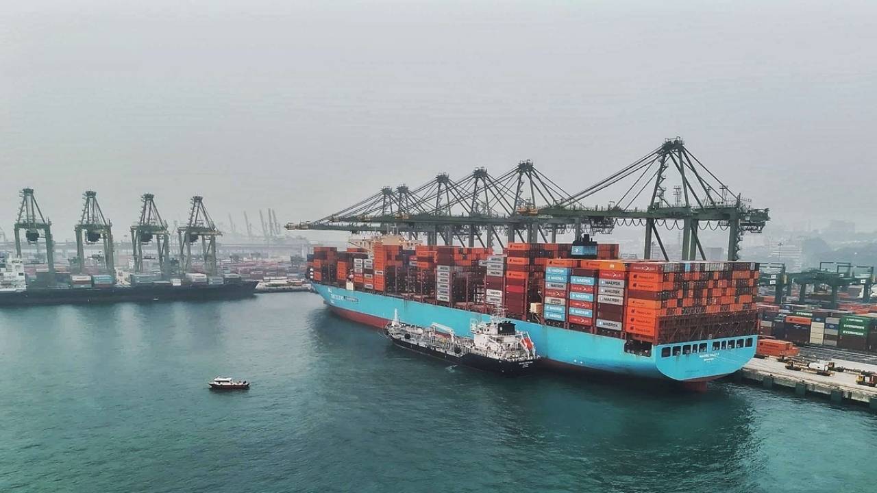 Maersk Halifax ship-to-ship (STS) ethanol bunkering operation.