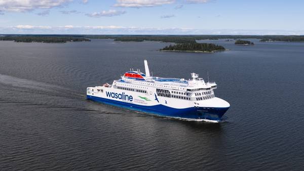Aurora Botnia vessel.